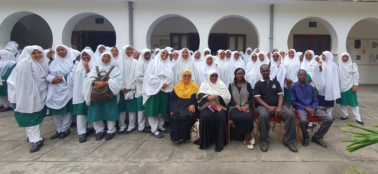 TUM hosts Sheikh Khalifa Girls for comprehensive career guidance
